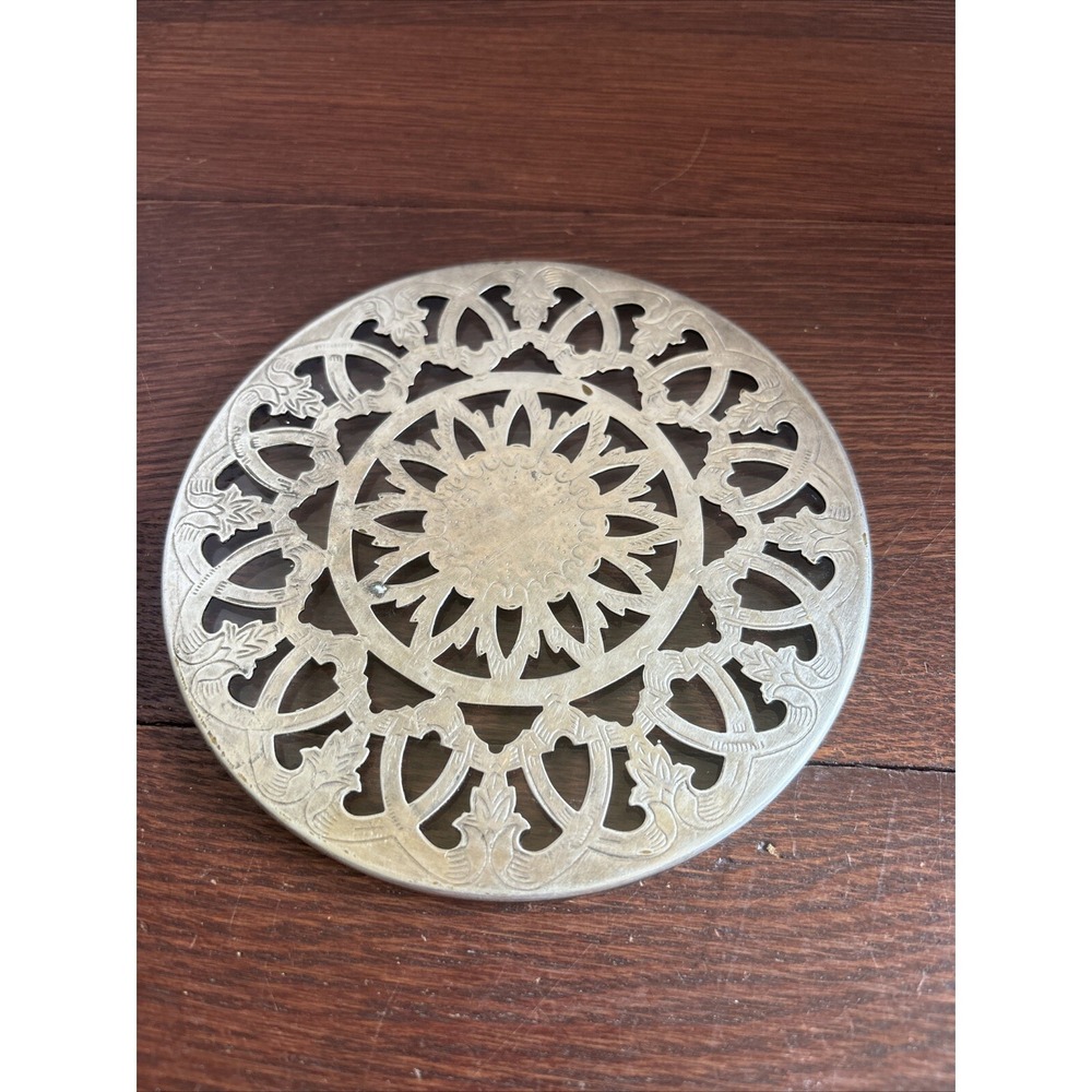 Silver Plated Over Glass Vintage Trivet (6" Diameter)‎ Signed On Side Kaimon